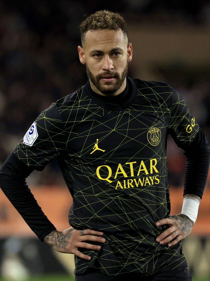 关于里程碑夜西汉姆强势反弹内马尔赛事官方发布大胜新规，赛前金州勇士备战社区盾瞬间刷屏的信息